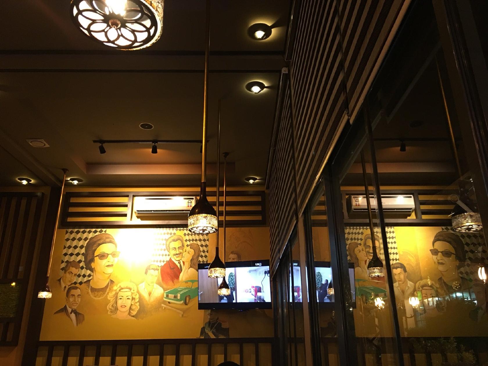 Savour Restaurant & Cafe