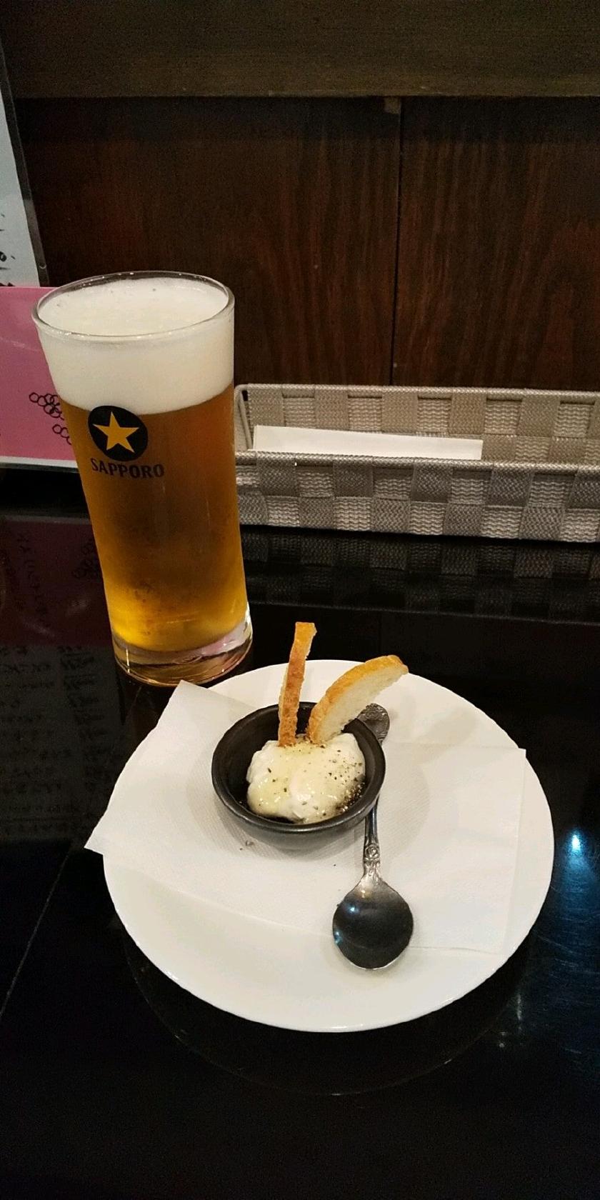 ホルモンとワイン やきにく 八孝