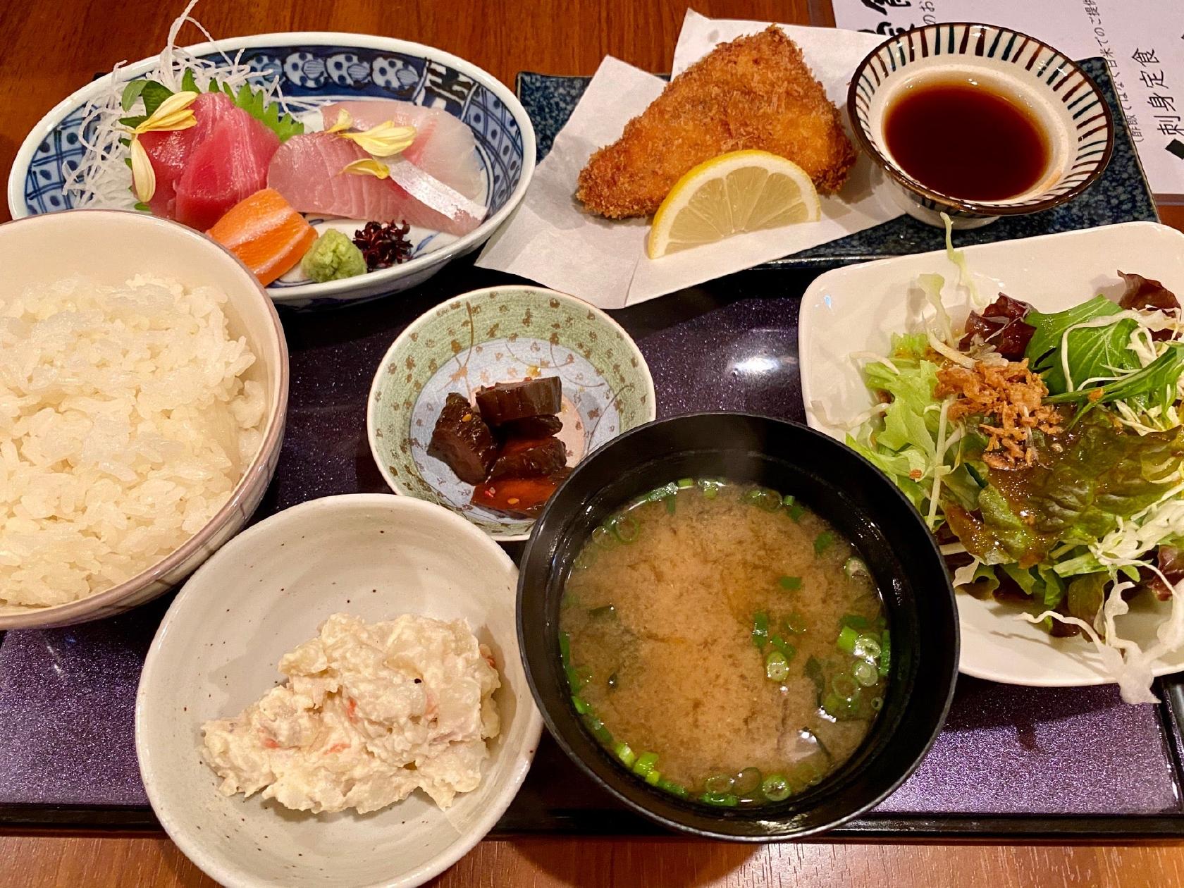 肴処 ゆかわ