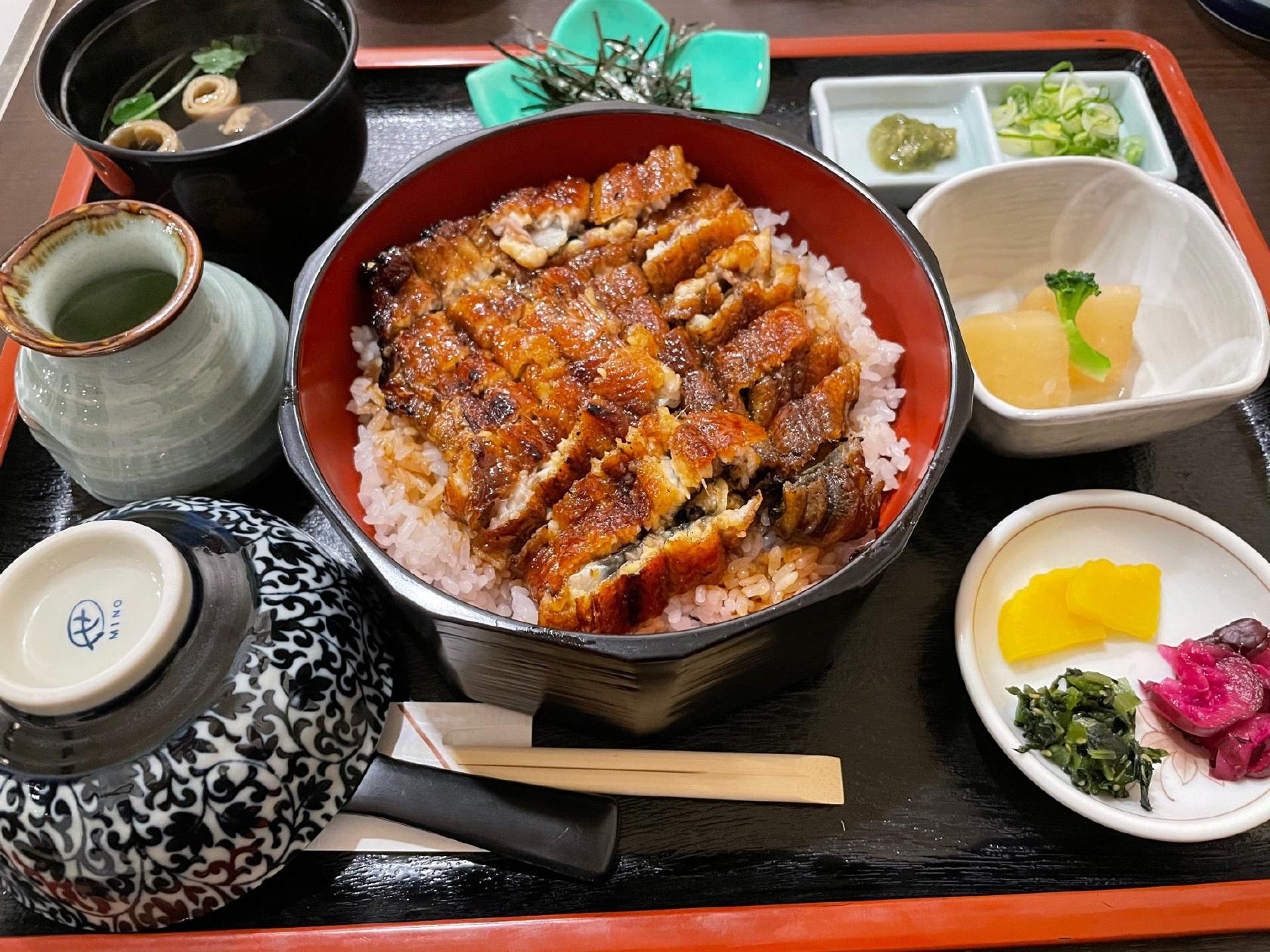 鰻 つじ屋