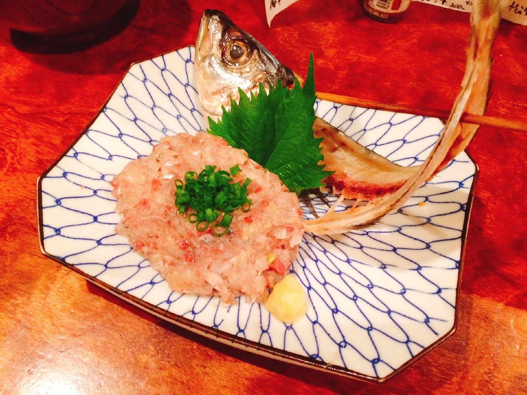 よると
