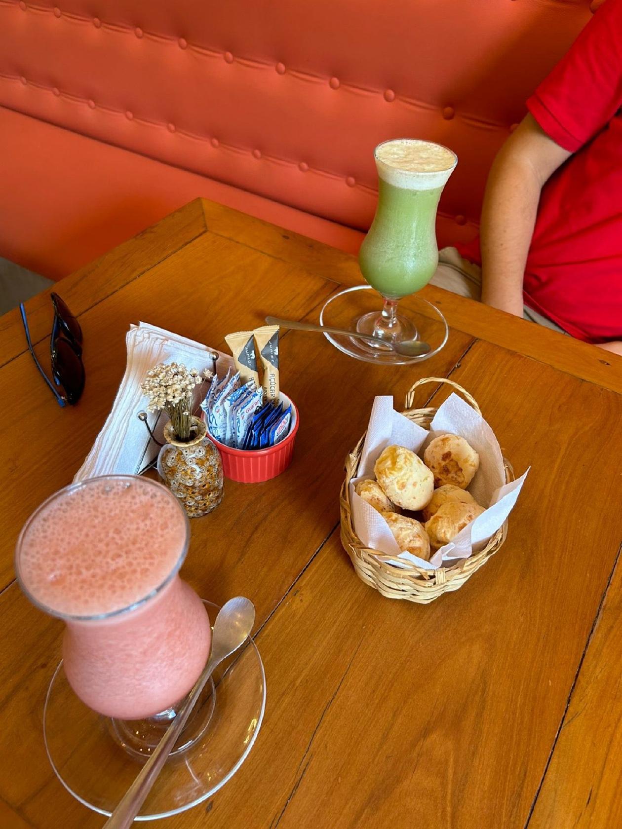 Mia Confeitaria e Restaurante