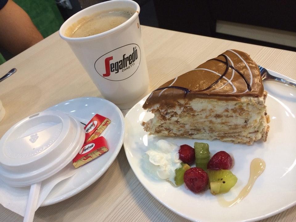 Coffee & Parfait, Mega Mall