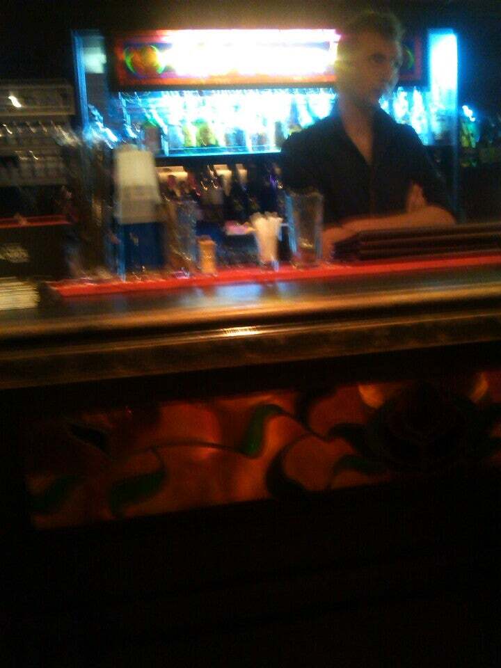 Full House Pub