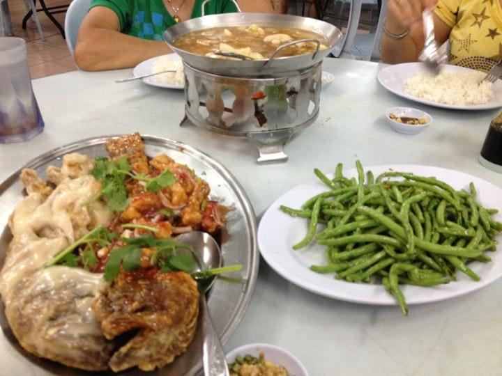 布先大路边饭店