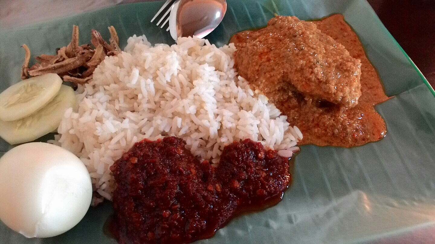 陈明小食村