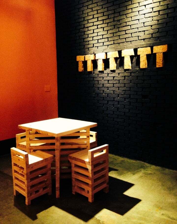 T2 美式餐廳