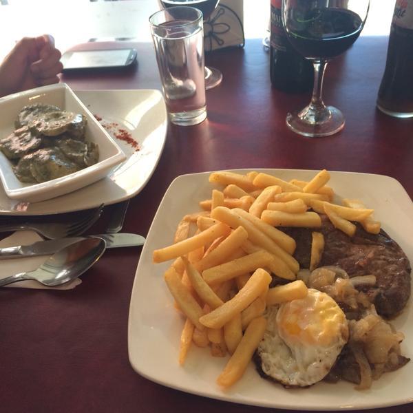 Rhap Pizzas y Pastas