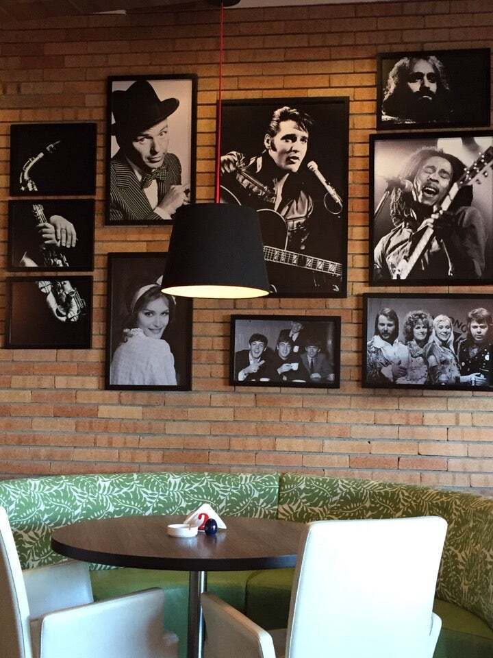 Rash Roush Restaurant