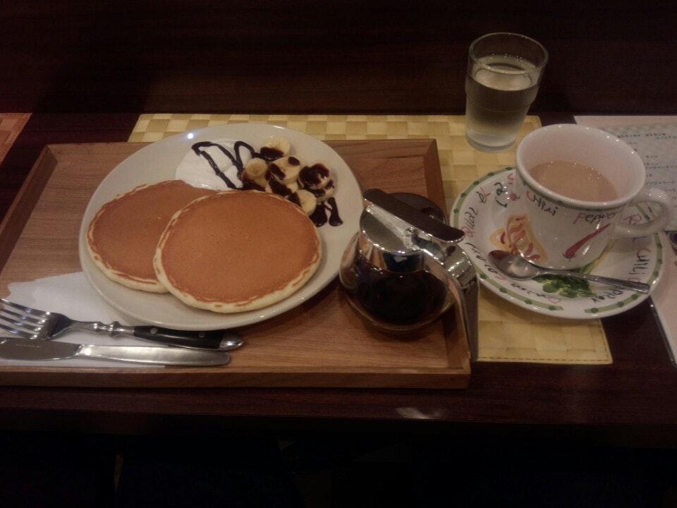 PANCAKE & DELI CAFE しろうさぎ