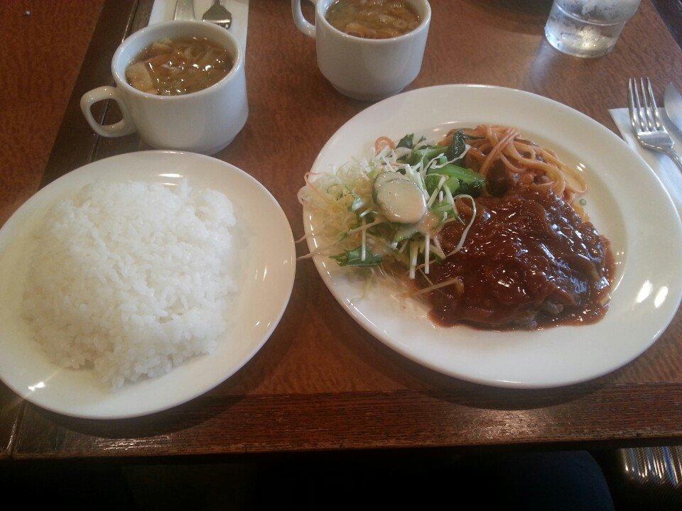すみれ屋