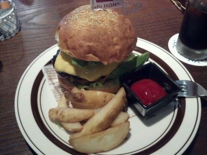 cafe HOM+
