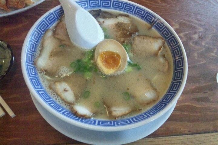 久留米純とんこつ岡村屋