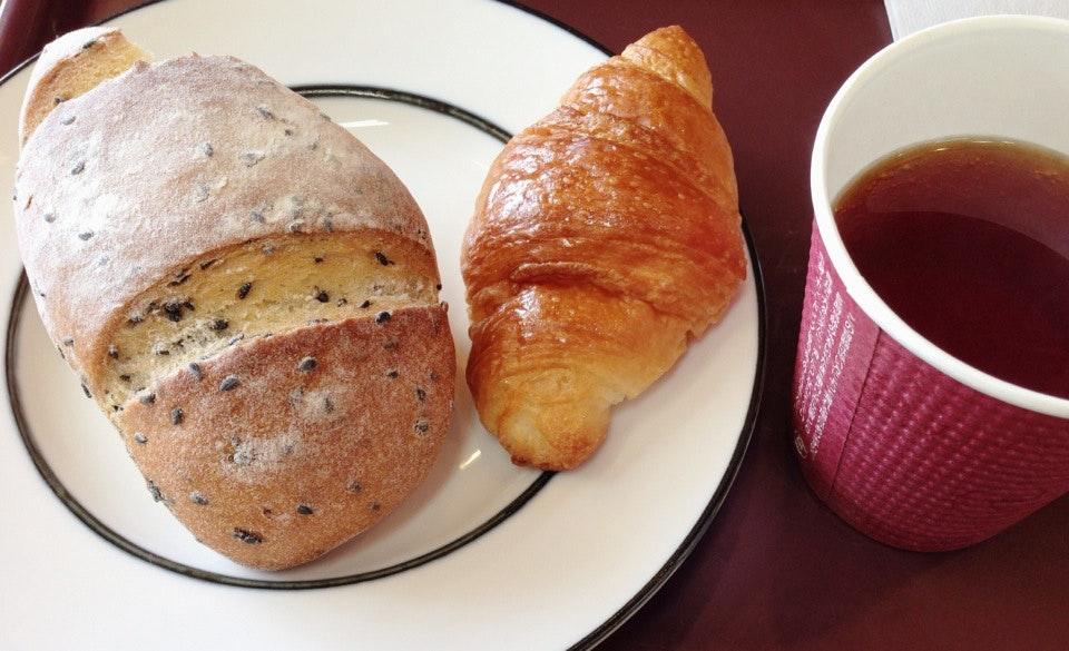 Bakery and Cafe HORN