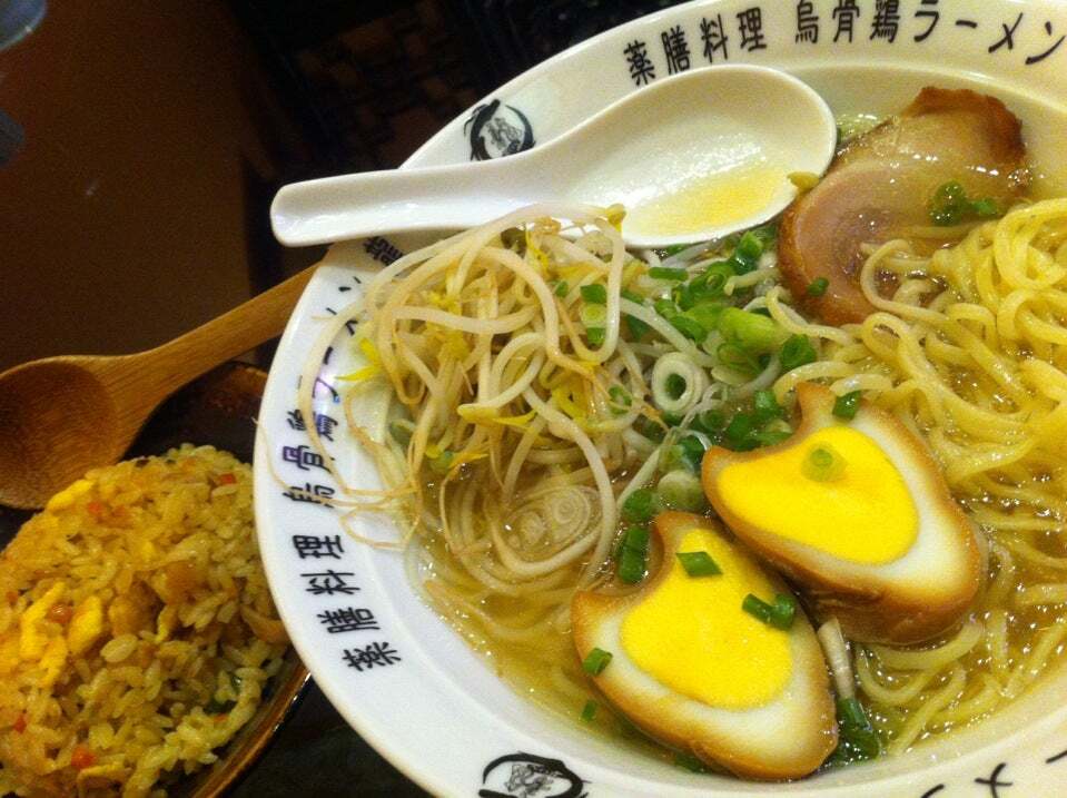 烏骨鶏ラーメン 龍 出水店