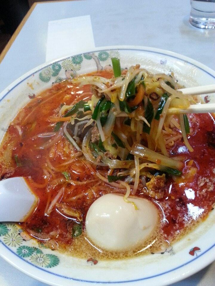 美食点心とワイン 味の好吃