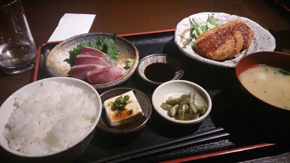コトブキヤ酒店 厨