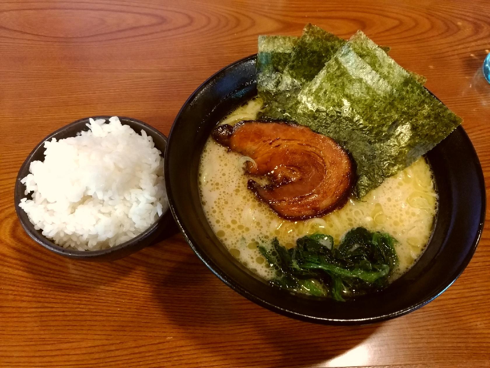 とんこつラーメンはな