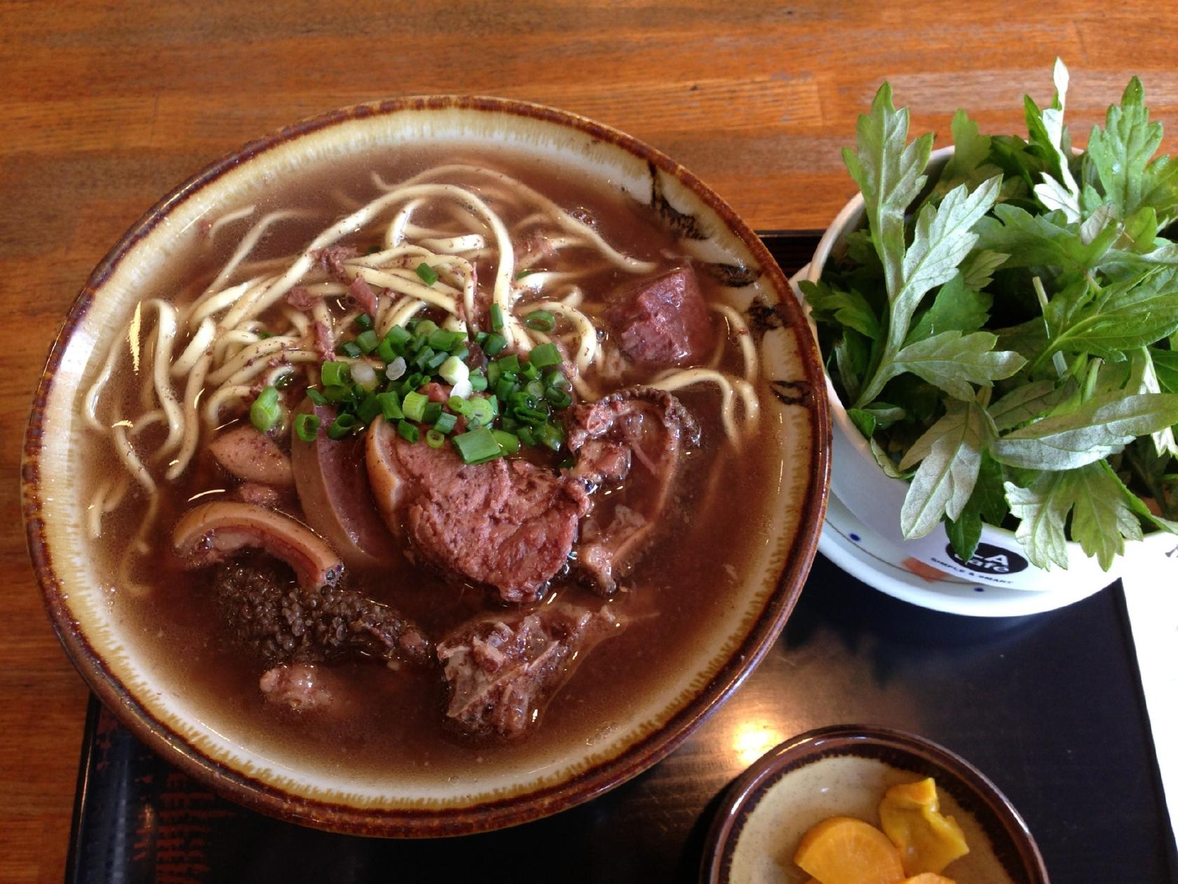 山羊料理 一休食堂