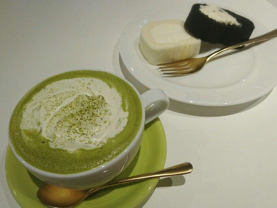 NOYMOND Organic Cafe
