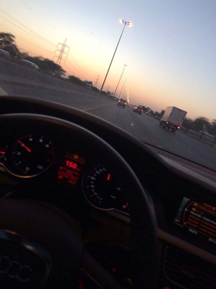 النفق العجيب