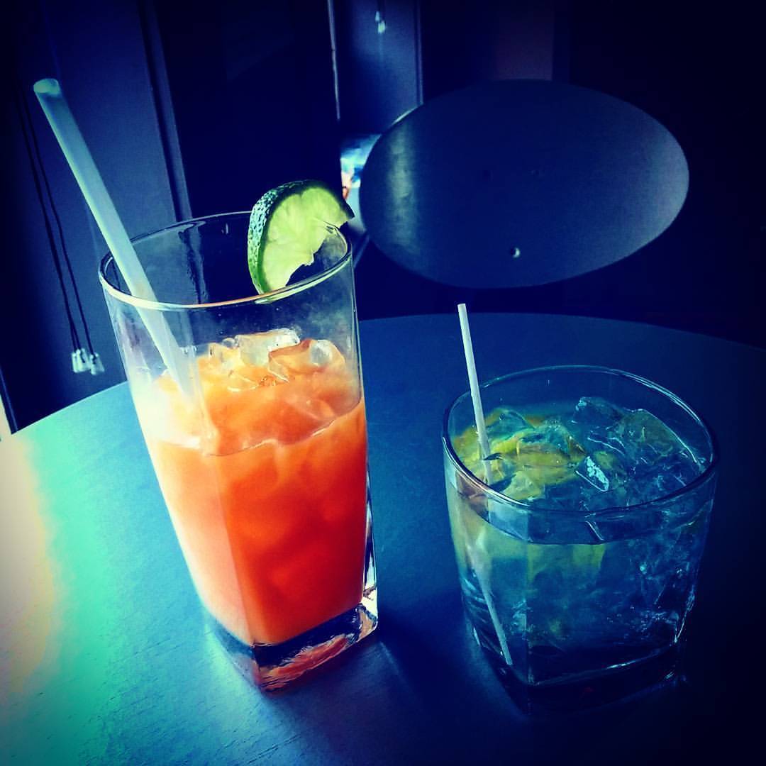Steel Lounge