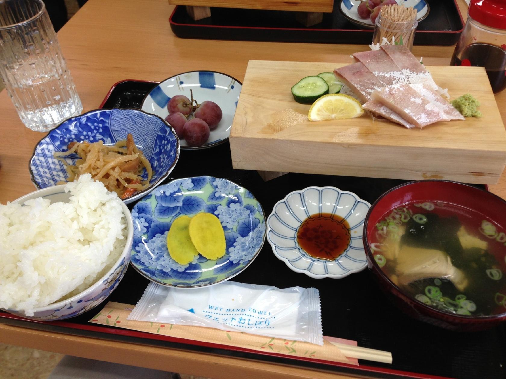 てるてる くいどころ小澤