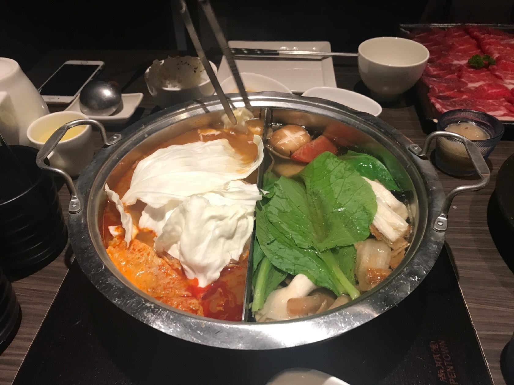 聚 北海道昆布鍋 台南大潤發臨安店