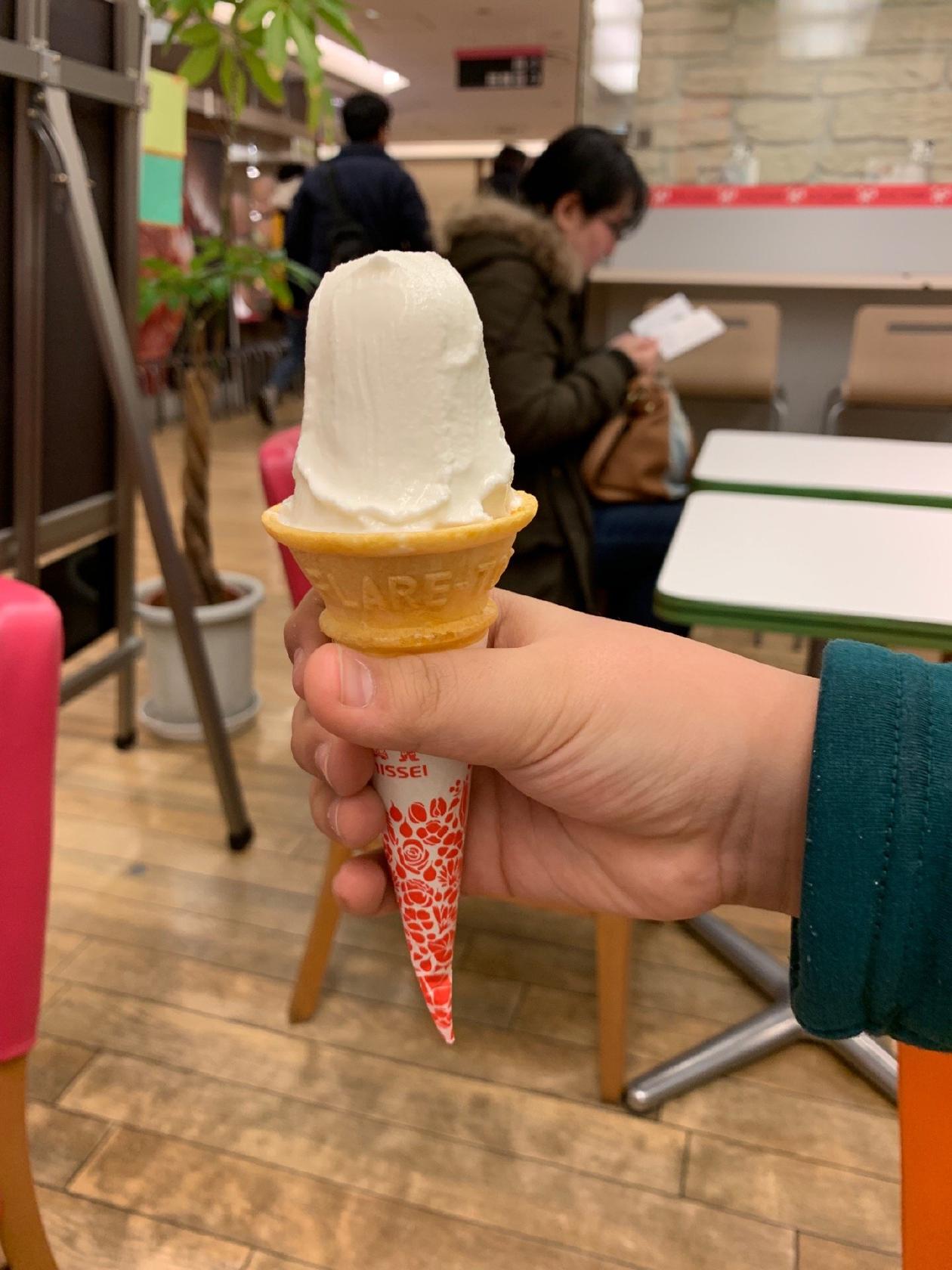 フルーツケーキファクトリー&スウィートテーブル エスタ店