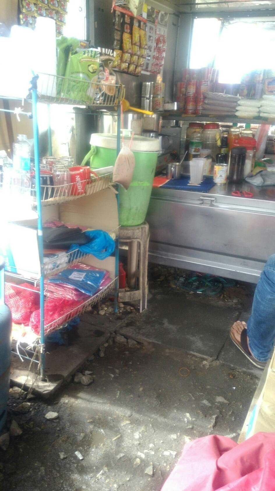 Warung Mak Siti Teh Limau Kasturi