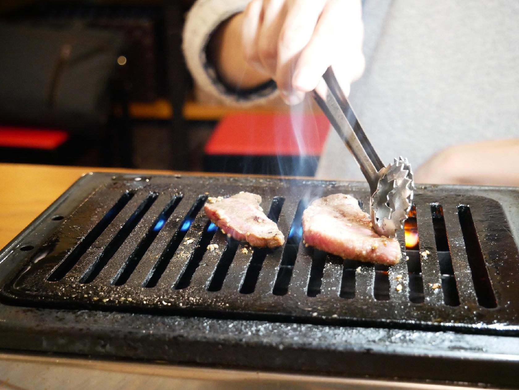 焼肉 みらく 西新店