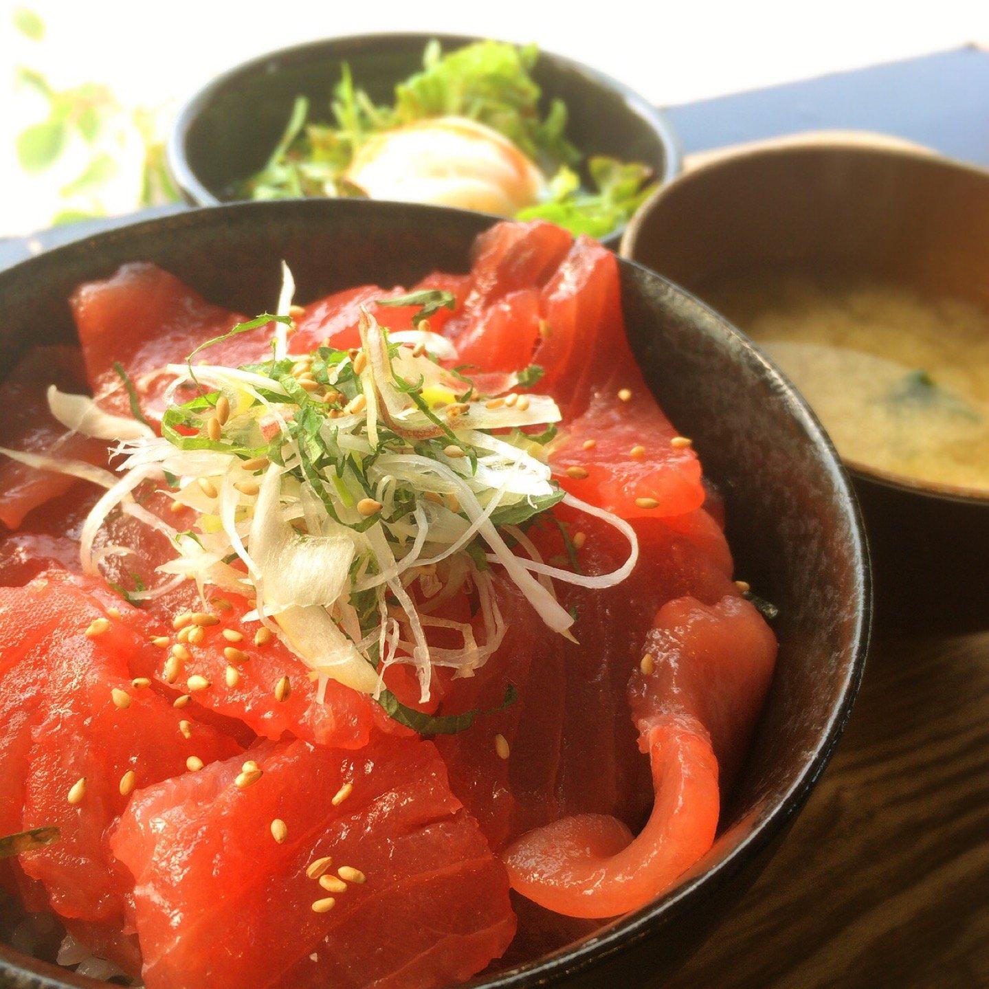 定食や Kijitora