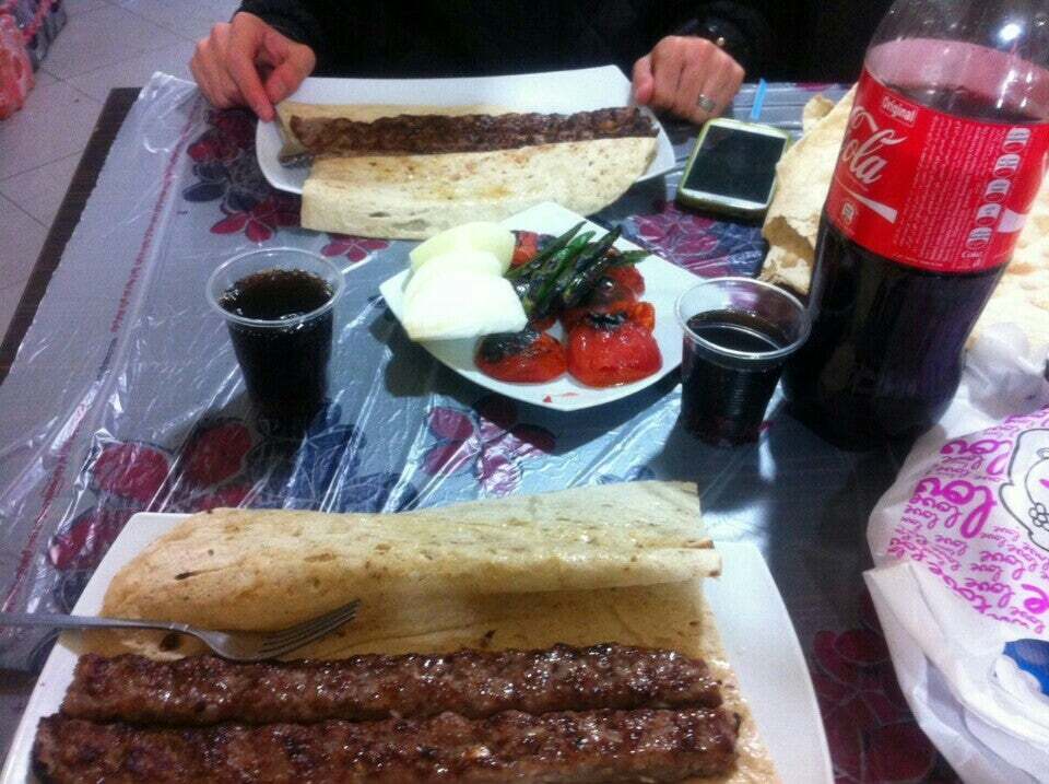 کبابی داریوش