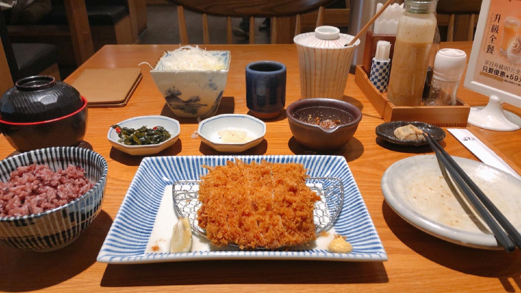 杏子豬排