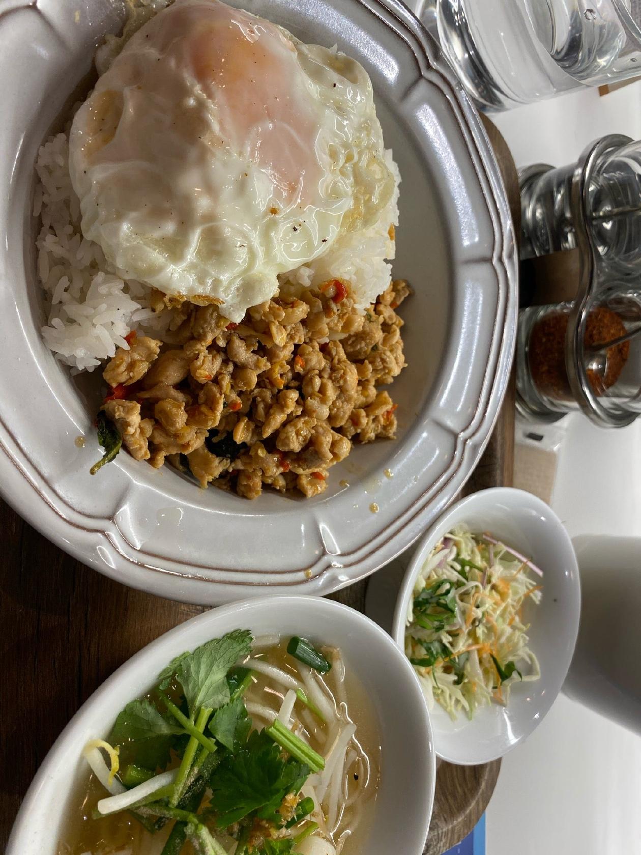 mango tree kitchen ガパオ GAPAO