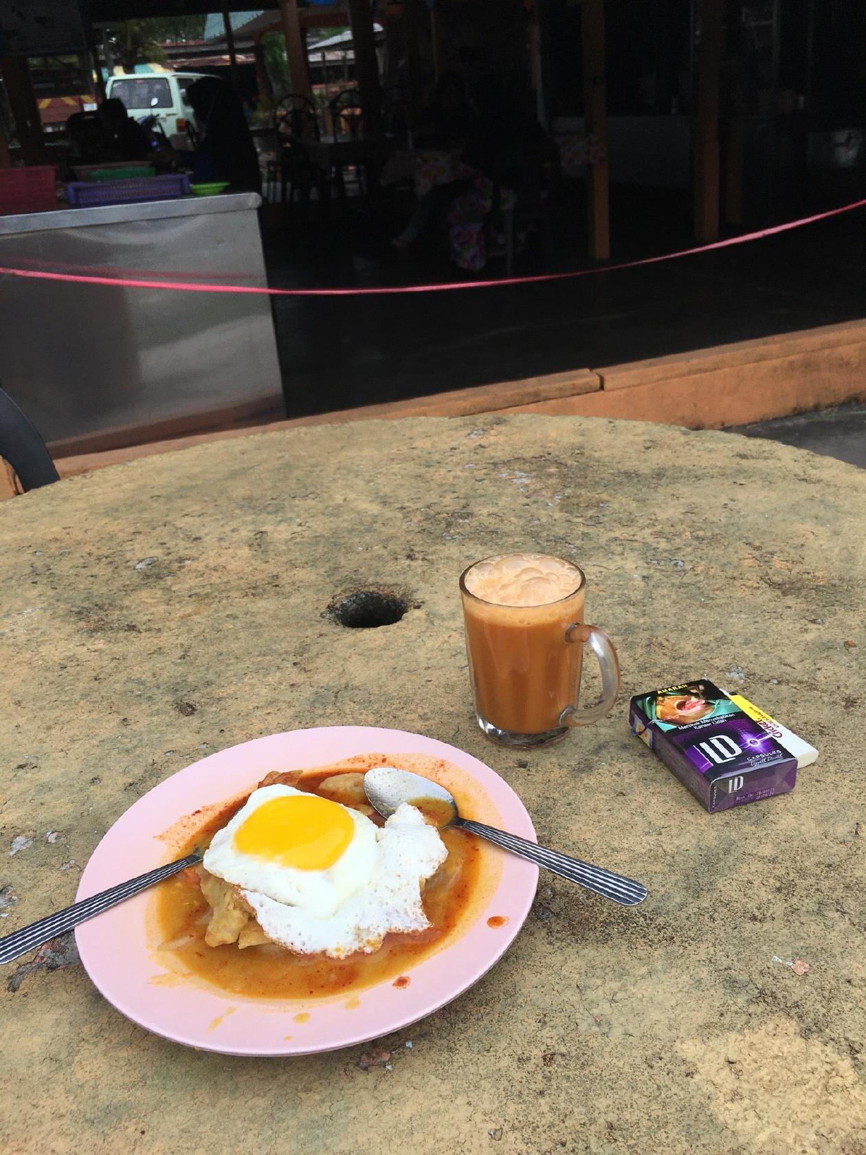 Roti Canai & Nasi Campur Gadut