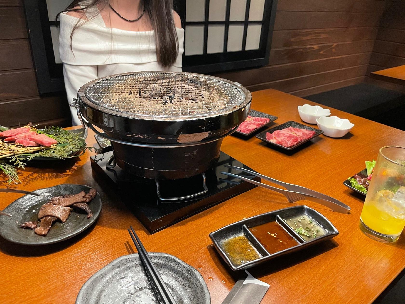 炭火焼き肉 くいろー