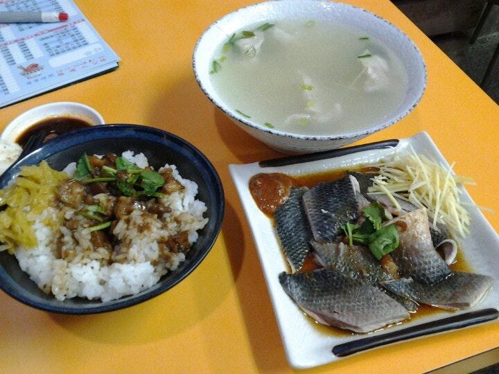 魚龍門 深海鮮魚湯
