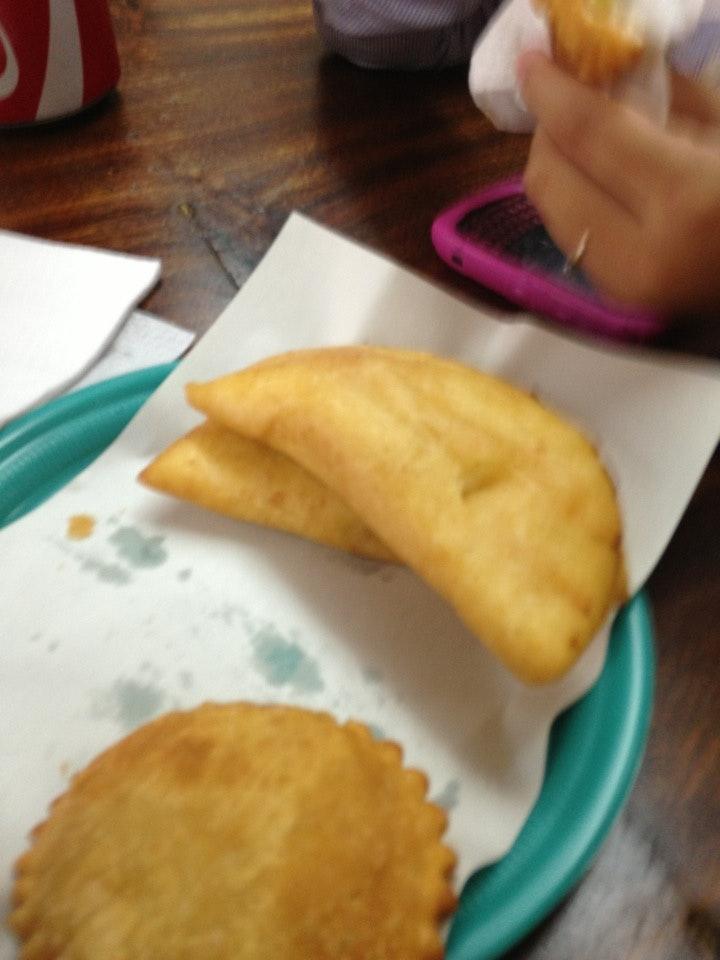 Pastelitos Ña Carmen (La Parroquia)