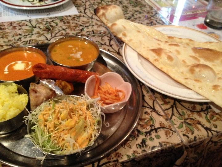 Taｊ Tandoor 白楽店