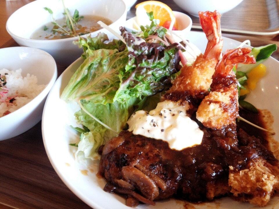 GRILL & PARLOR PARADISSO