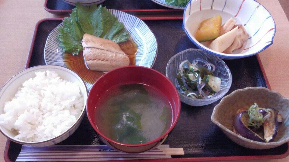 手作りぎょうざの店 紙音