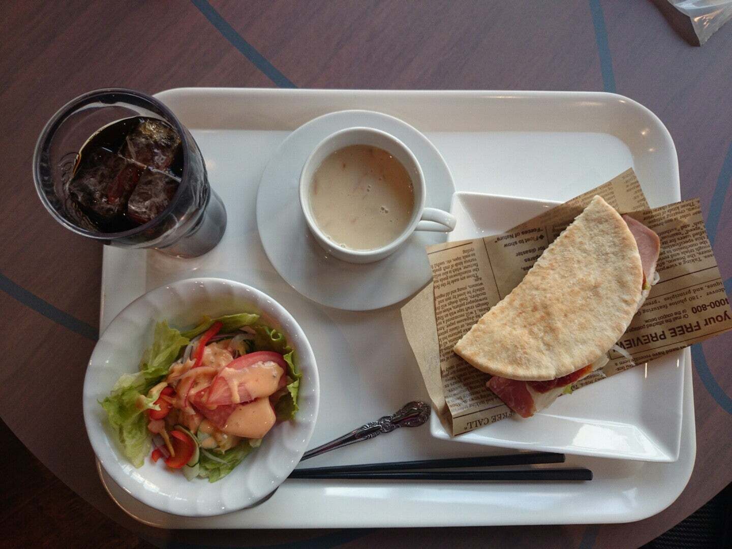 カフェ＆ダイニングバー　ホンソゴ