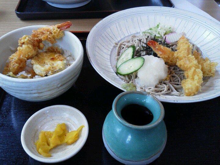 めん処いけの
