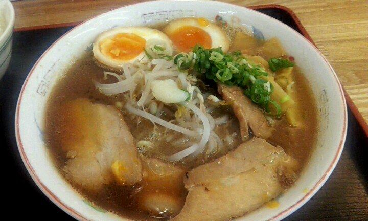 徳島ラーメン 岩田屋 脇町店