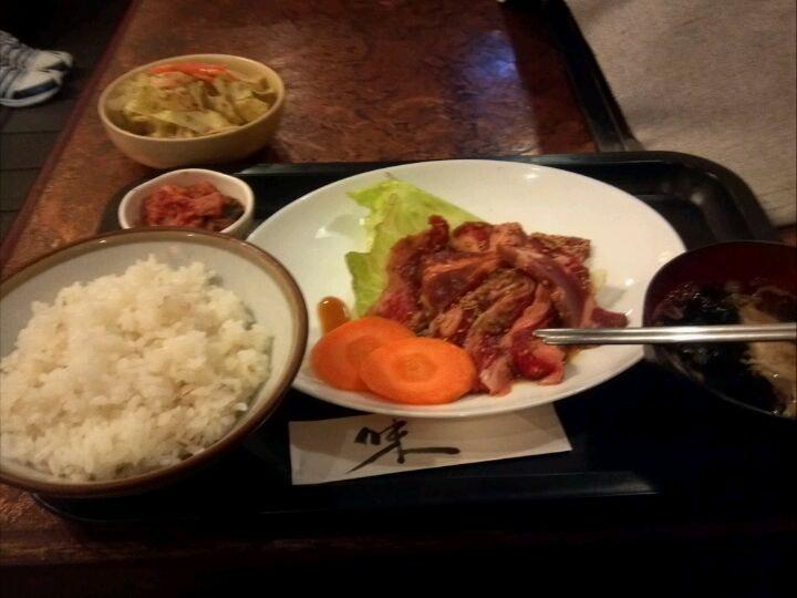 焼肉いずさ屋