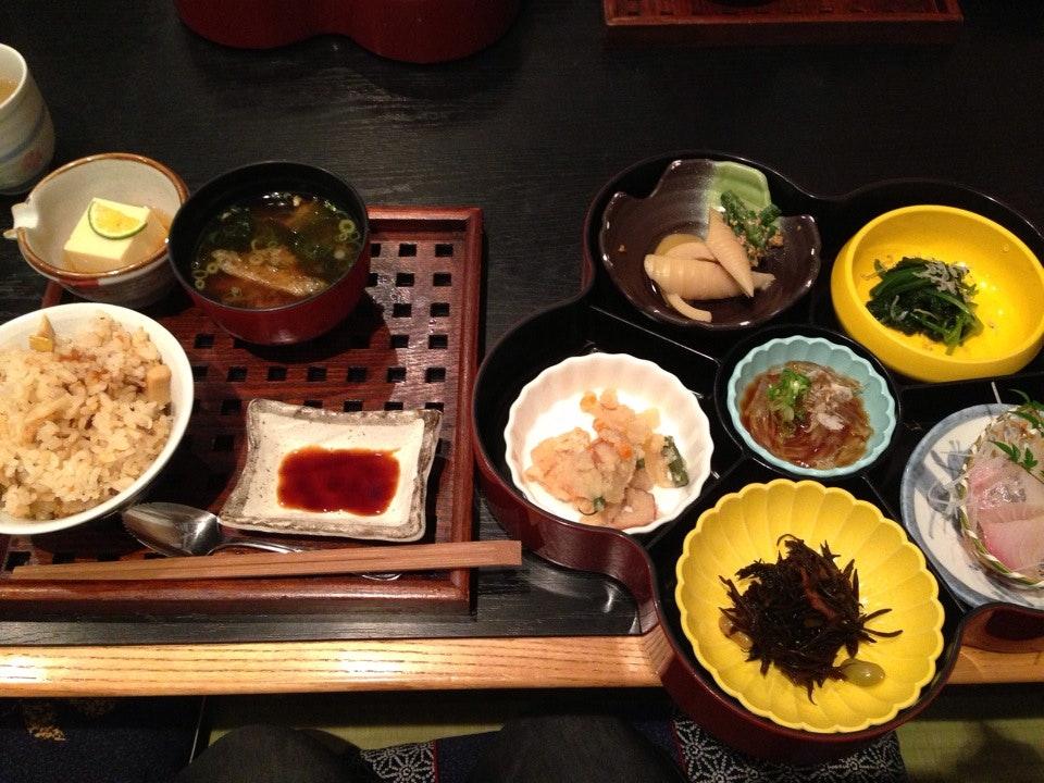 阿波郷土料理 坂井屋