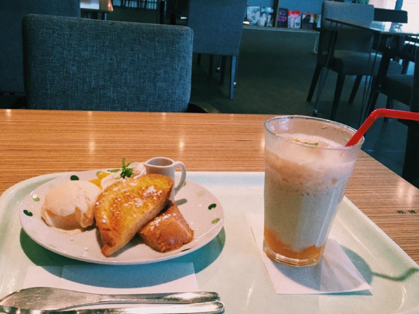 Pen cafe