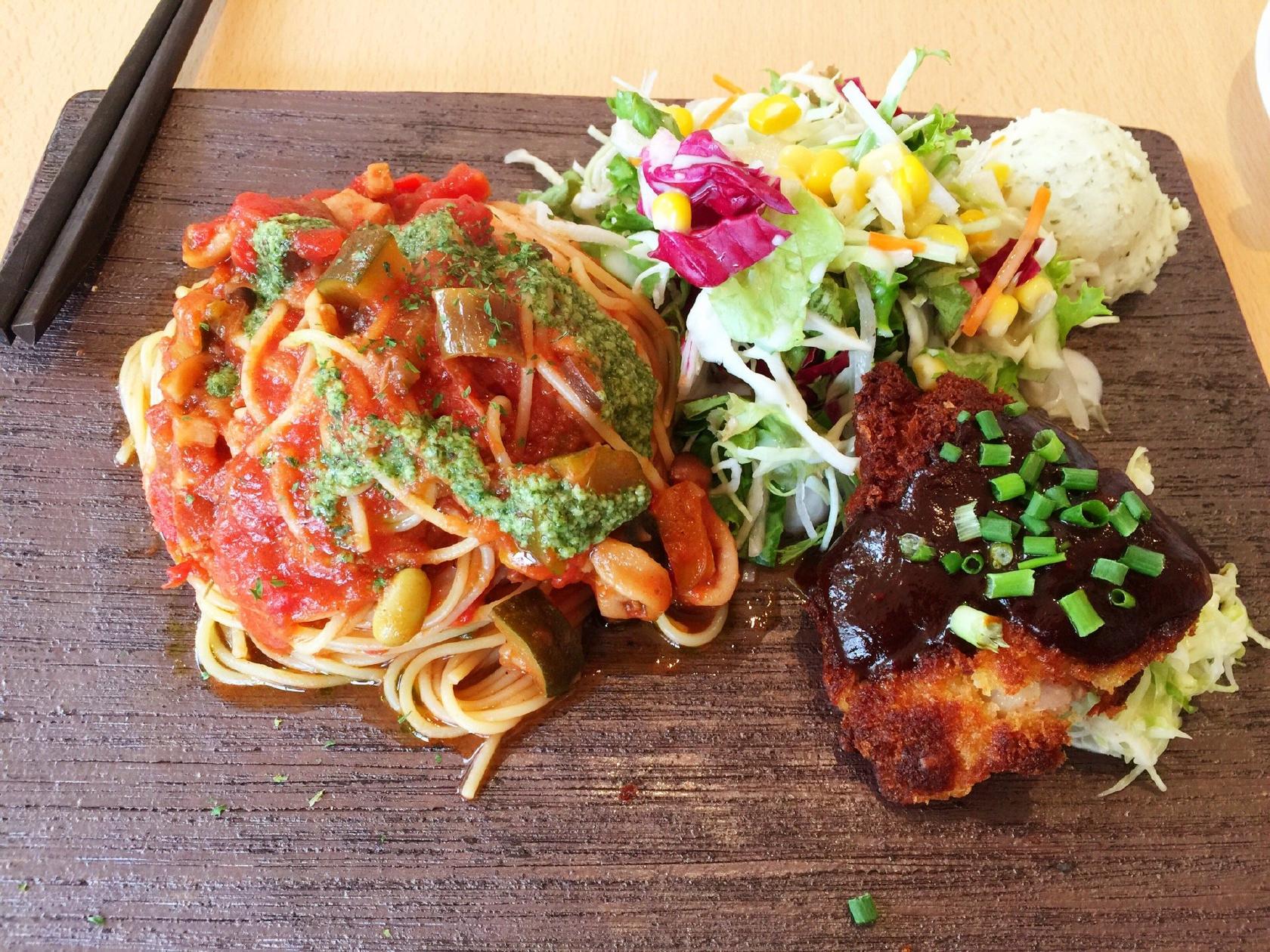 アオヤマカフェ