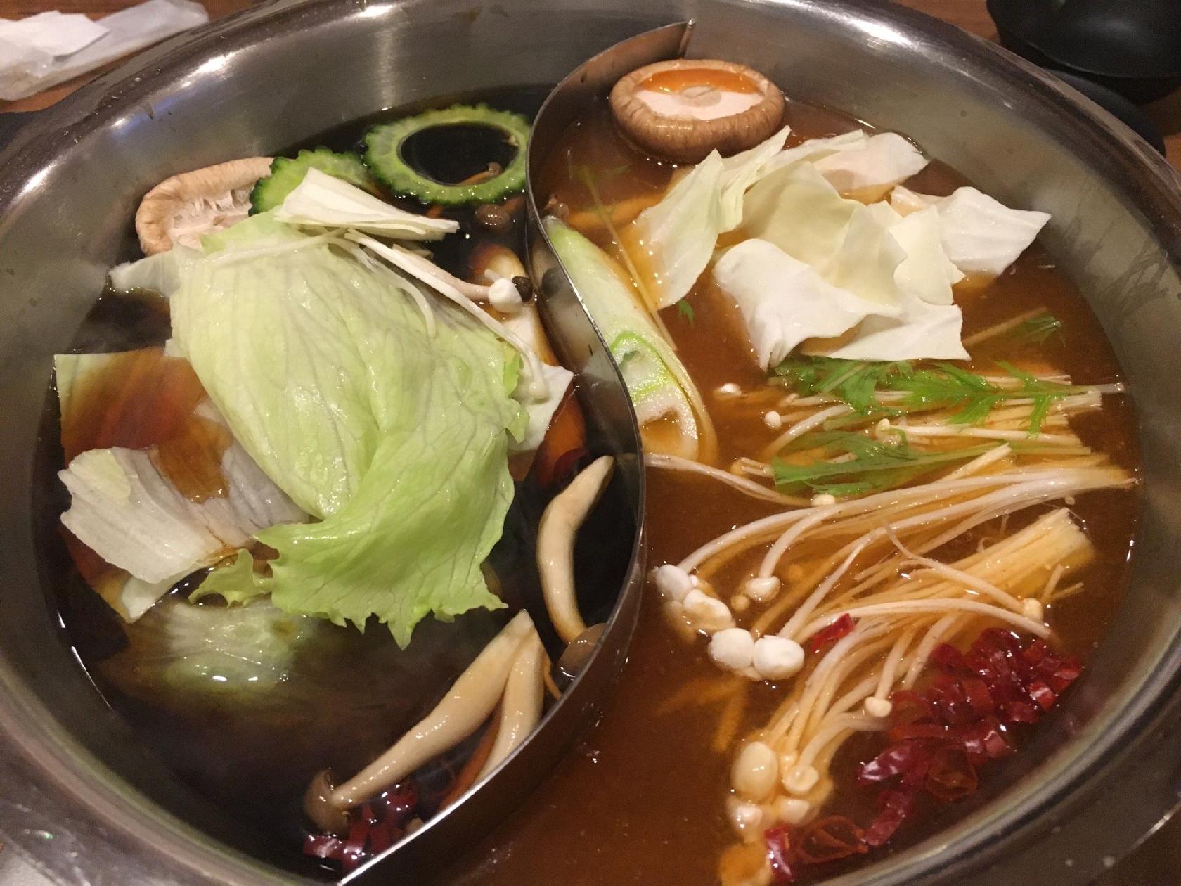 しゃぶしゃぶ＆すき焼き専門店 くろとん家